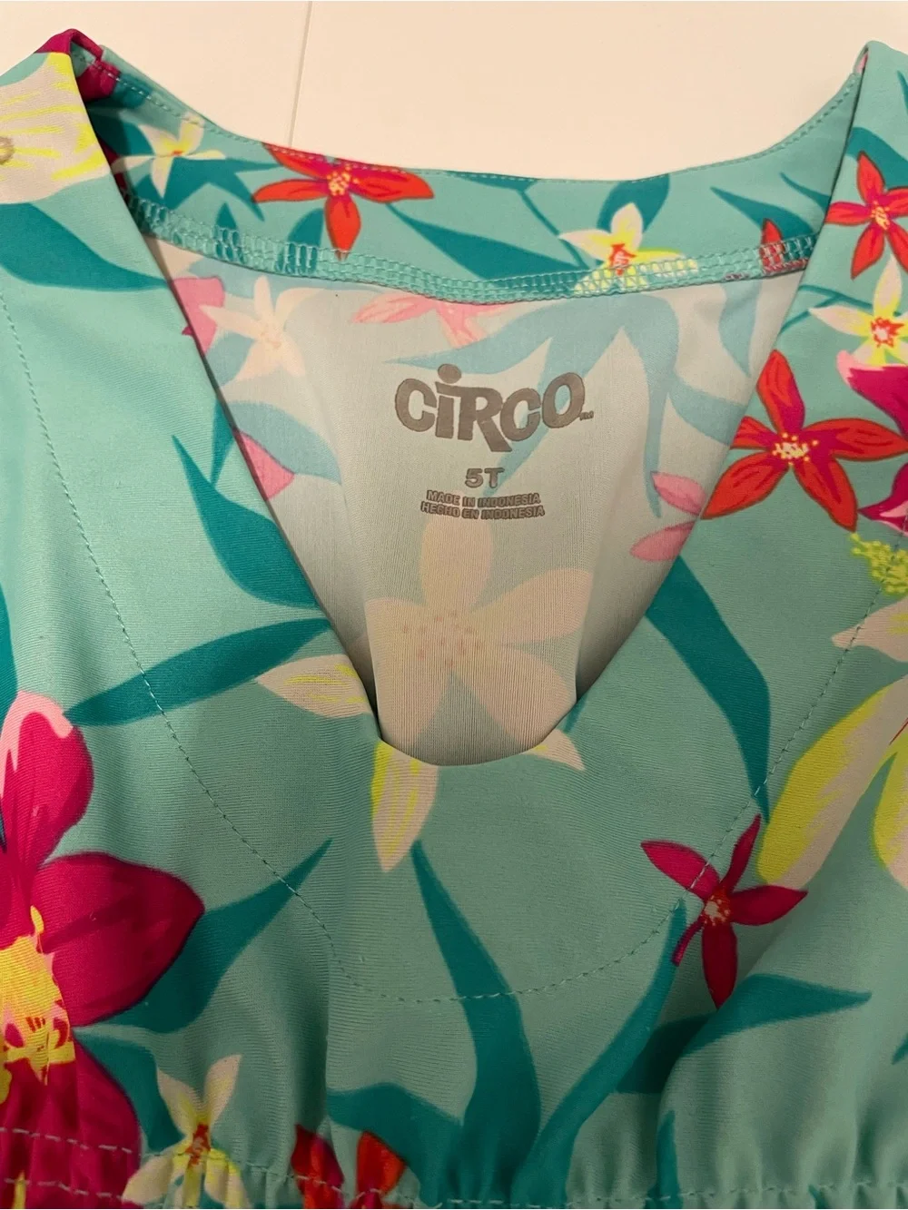 Circo Brand Girl's size 5T Swimsuit Cover Up Poncho Tropical Floral Print